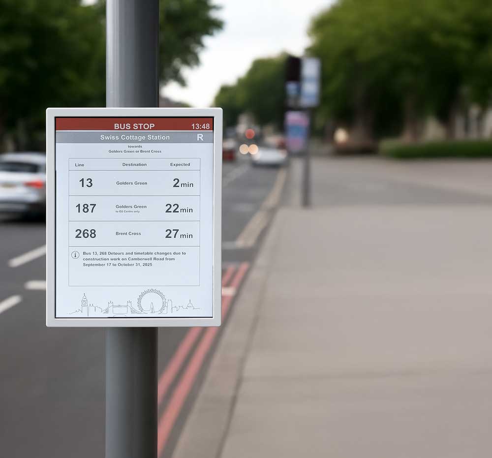 tri-colour EPD display at a bus stop